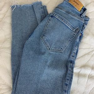 Stradivarius mom jean size 2